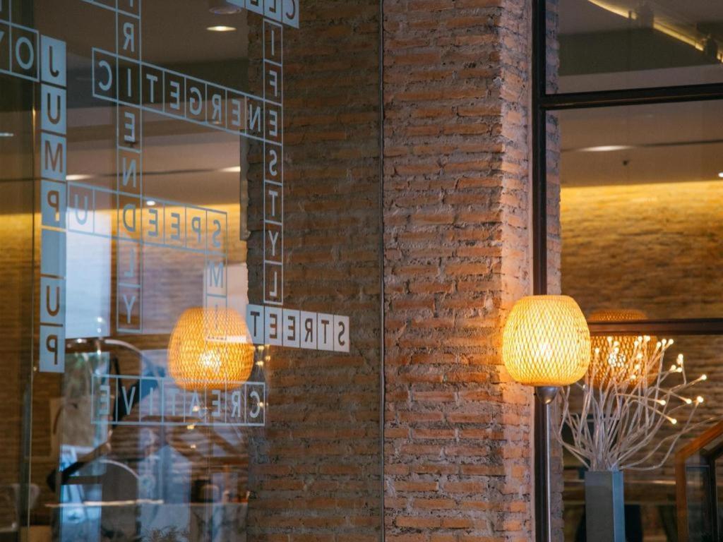 Clef Hotel Bangkok Exterior photo